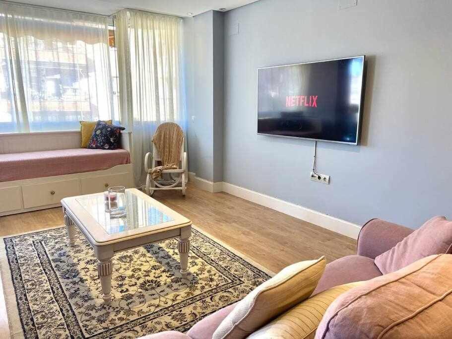 Torrelegancia By Solymar Holiday Torre Del Mar Luaran gambar